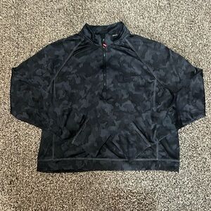 Spyder Active Crop Camo Half Zip SZ M